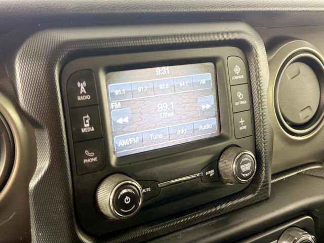 Used 2018 Jeep Wrangler Sport image 14