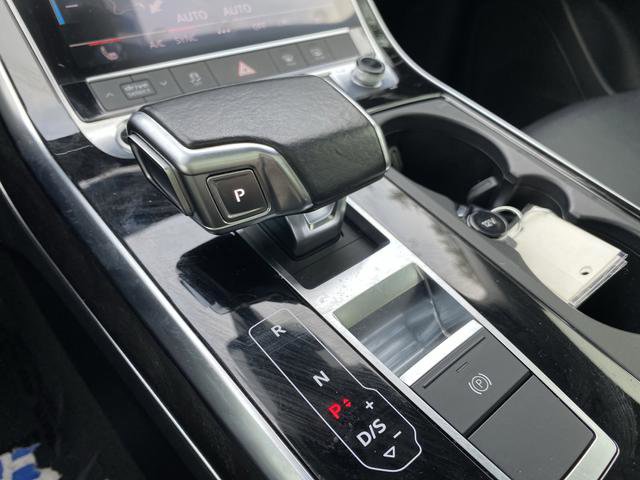 Used 2021 Audi Q8 Premium w/ Convenience Package image 23