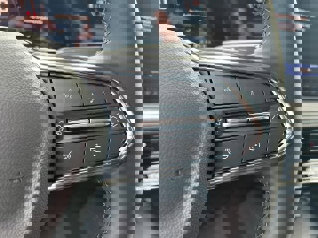 New 2026 Chevrolet Suburban Premier image 28