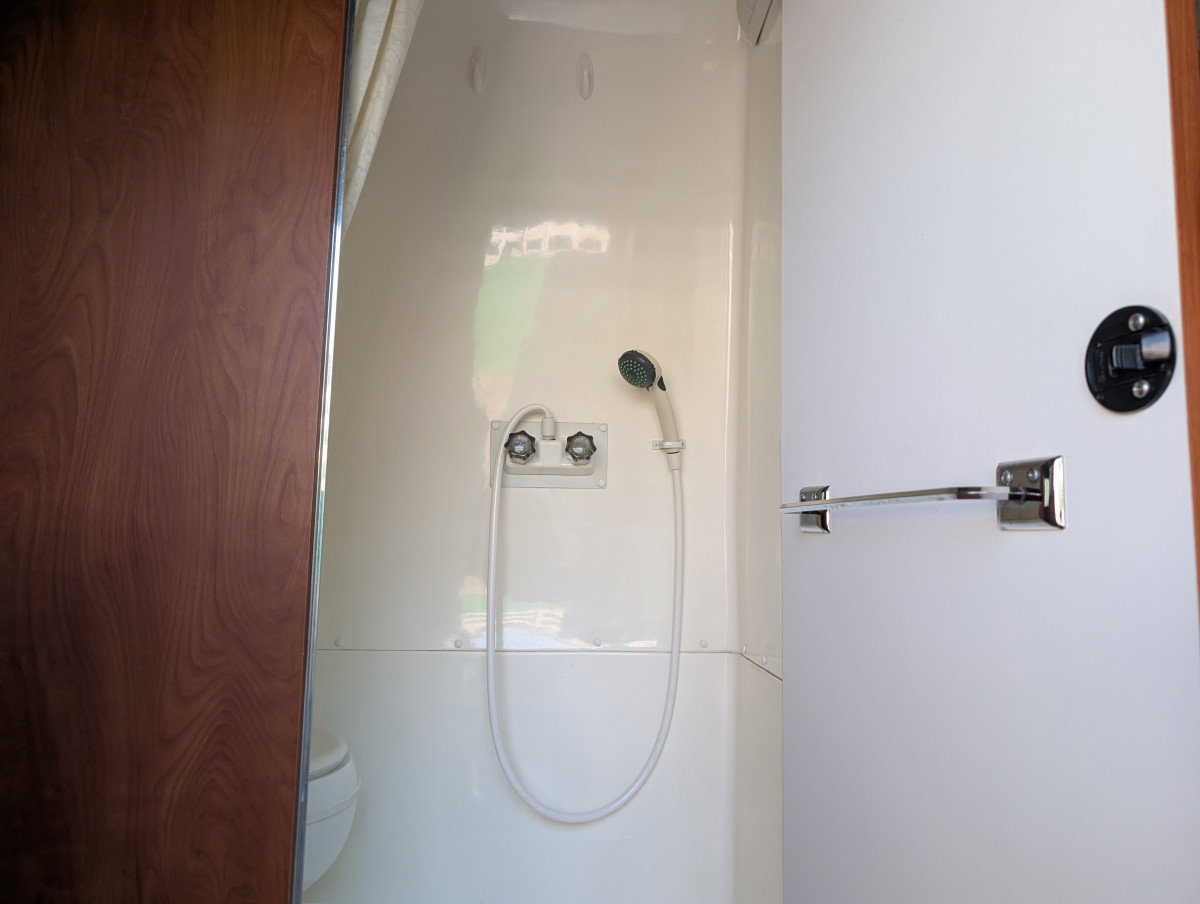 Used 2005 Dodge Sprinter 2500 w/ PWR Convenience Group image 15