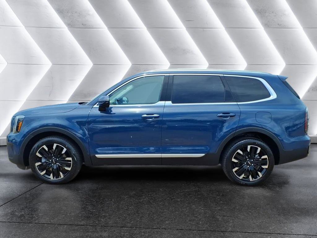 Used 2024 Kia Telluride SX FWD image 2