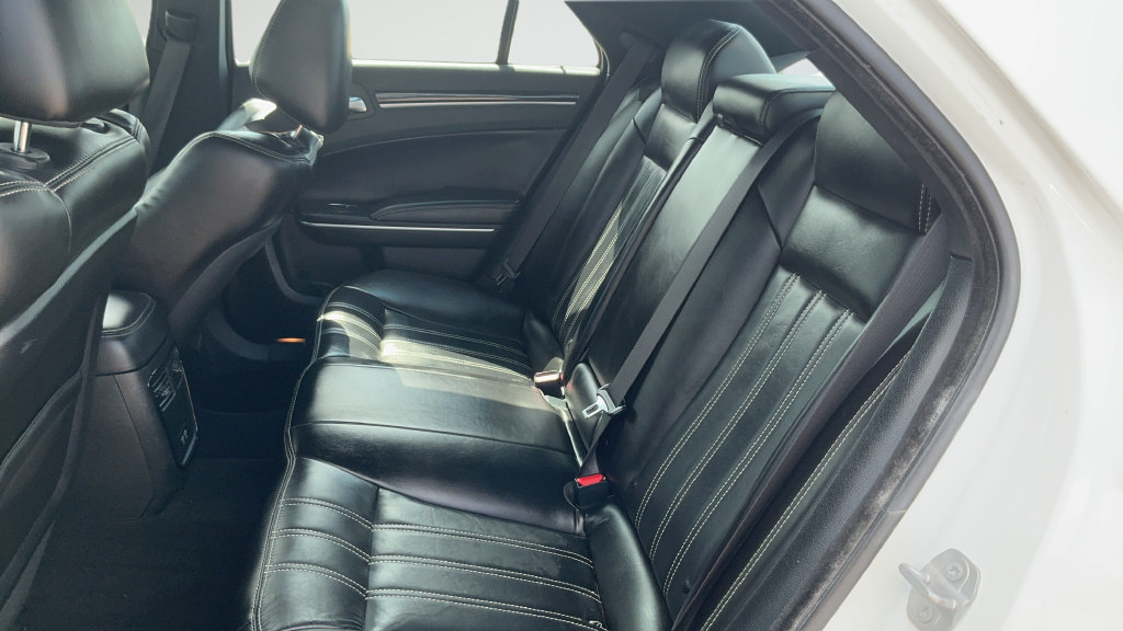 Certified 2022 Chrysler 300 S RWD image 20