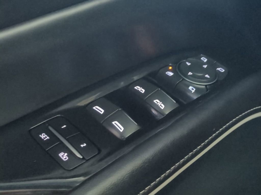 Used 2023 Cadillac Escalade Sport Platinum image 32