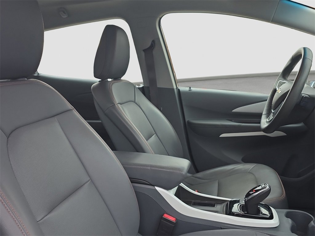 Used 2017 Chevrolet Bolt Premier w/ Driver Confidence II Package image 19