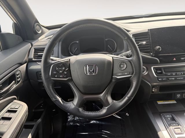 Used 2023 Honda Passport EX-L image 12