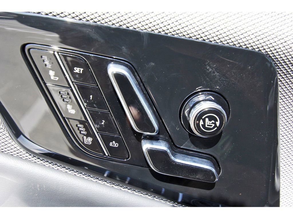 New 2026 Cadillac Optiq Sport 2 image 21