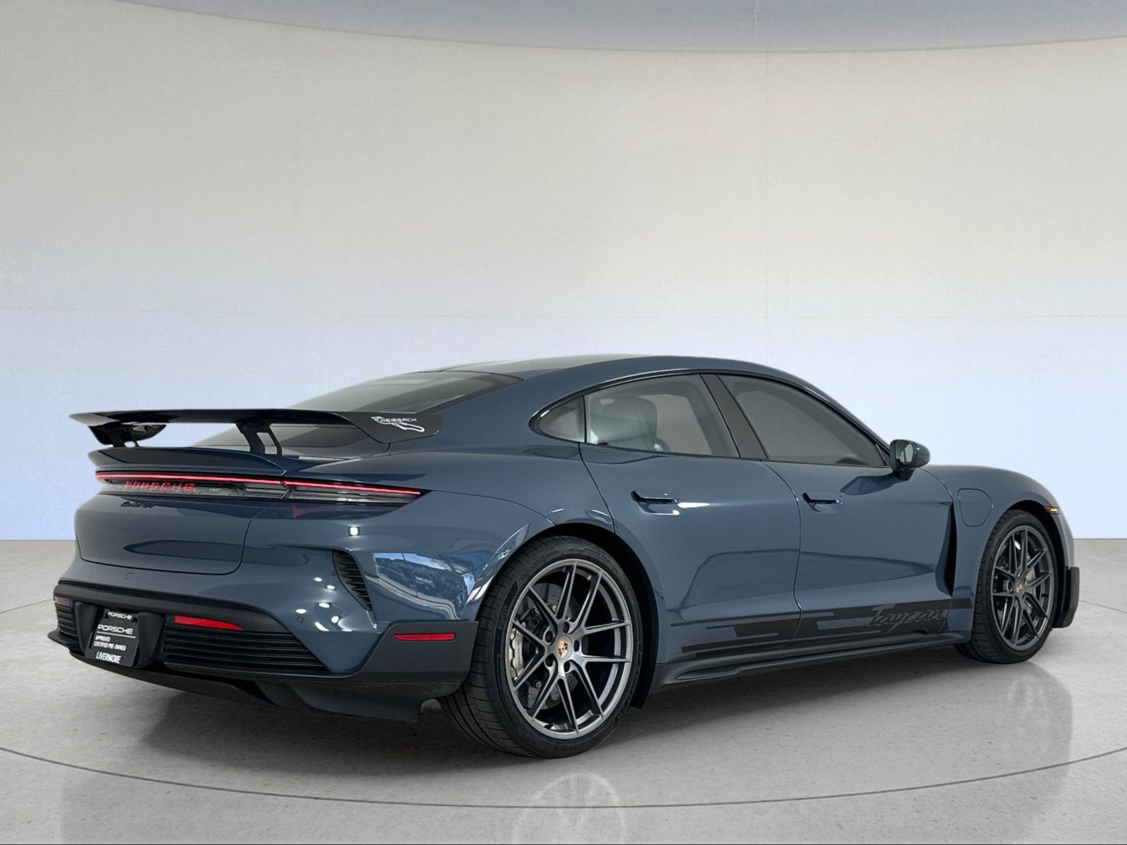 Certified 2025 Porsche Taycan GTS AWD/4WD image 8