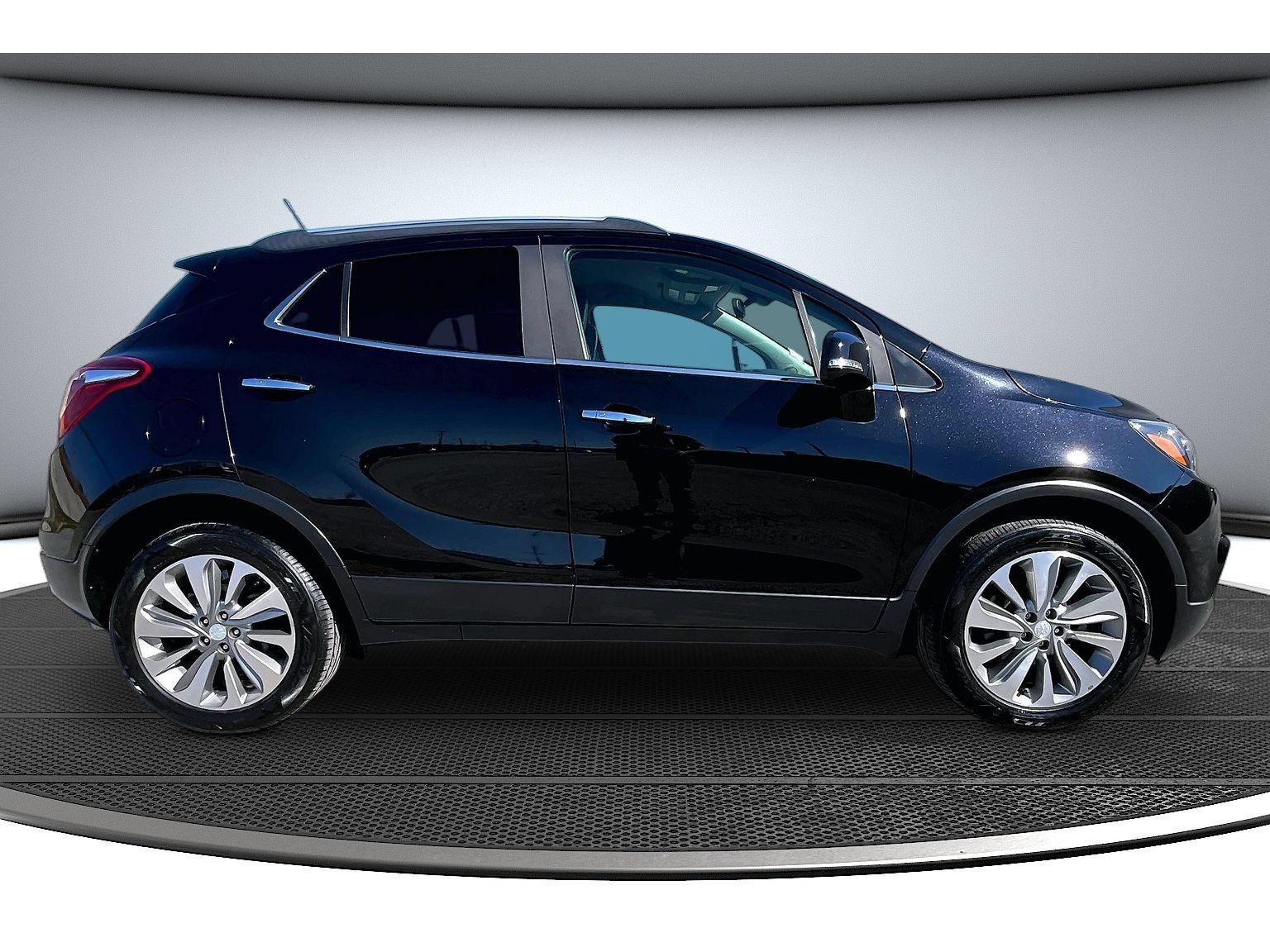 Used 2019 Buick Encore Preferred FWD image 15