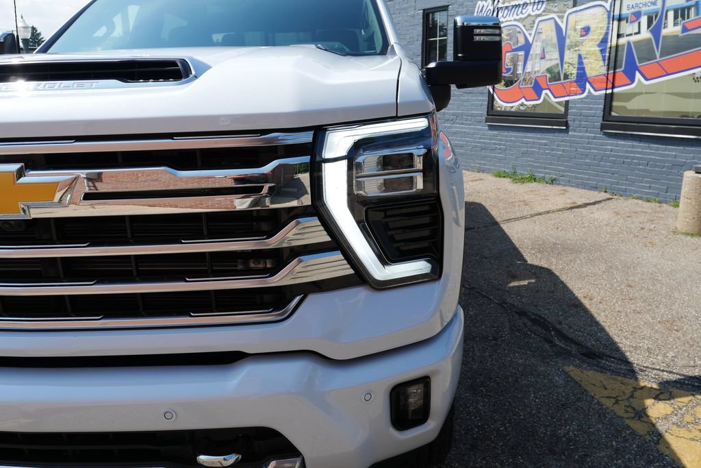 New 2026 Chevrolet Silverado 2500 High Country AWD/4WD image 3