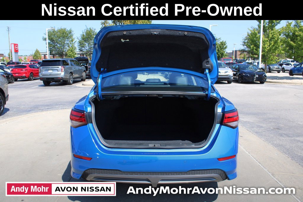 Certified 2022 Nissan Sentra SR w/ SR Premium Package FWD image 9