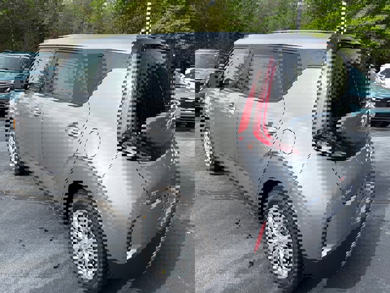 New 2025 Kia Soul LX FWD image 5