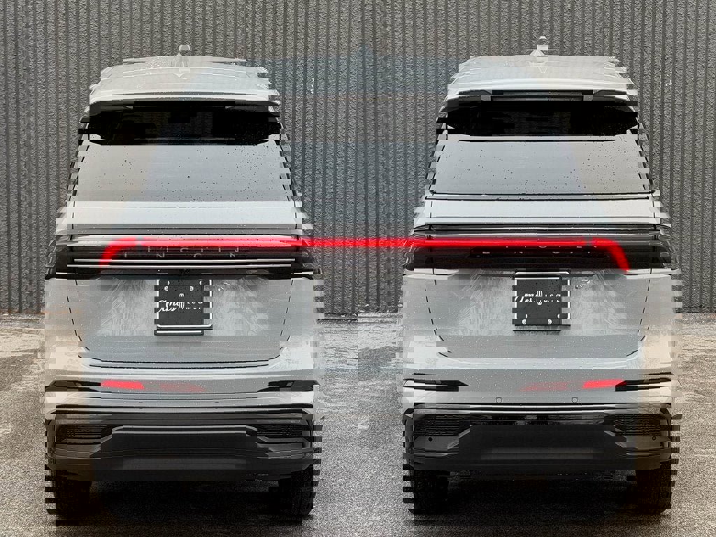 New 2026 Lincoln Nautilus Premier w/ Equipment Group 102A image 5