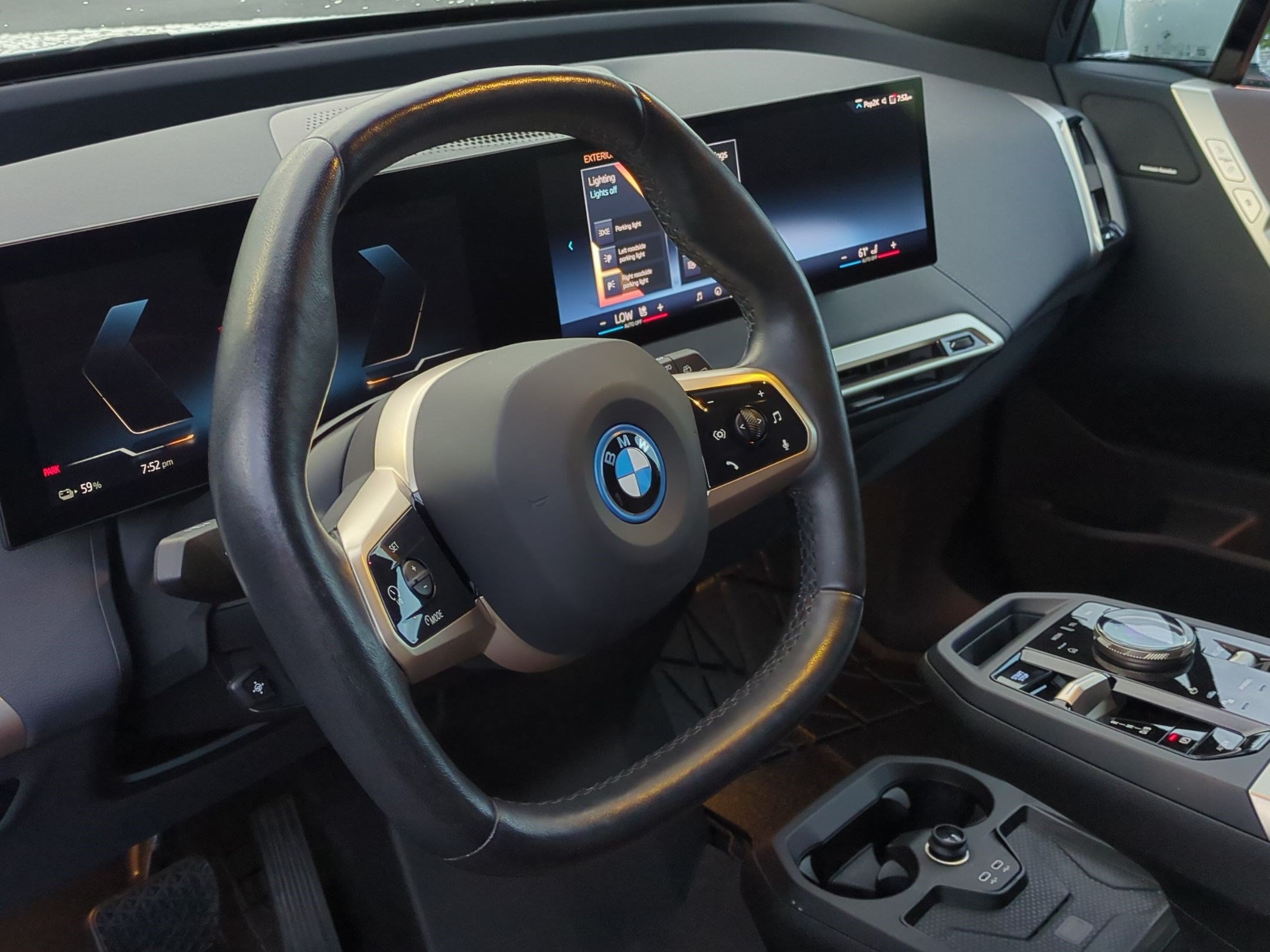 Certified 2024 BMW iX xDrive50 w/ Premium Package AWD/4WD image 18