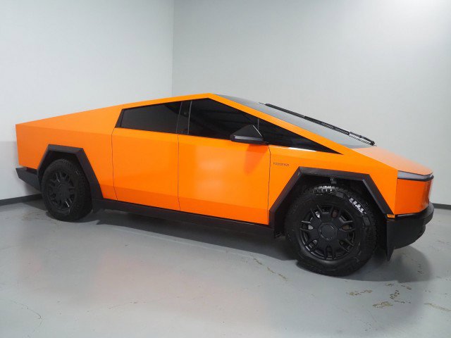 Used 2024 Tesla Cybertruck AWD Crew Cab image 1