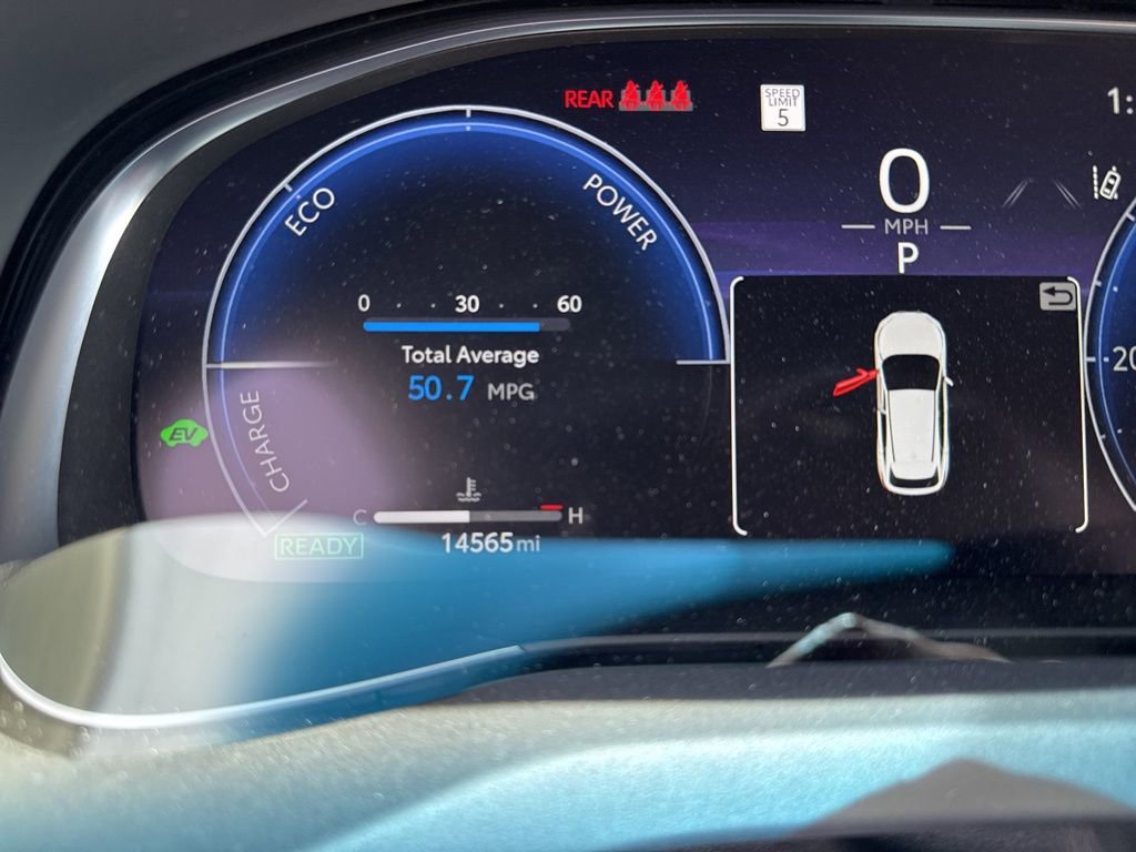 Used 2024 Toyota Venza Limited AWD/4WD image 6