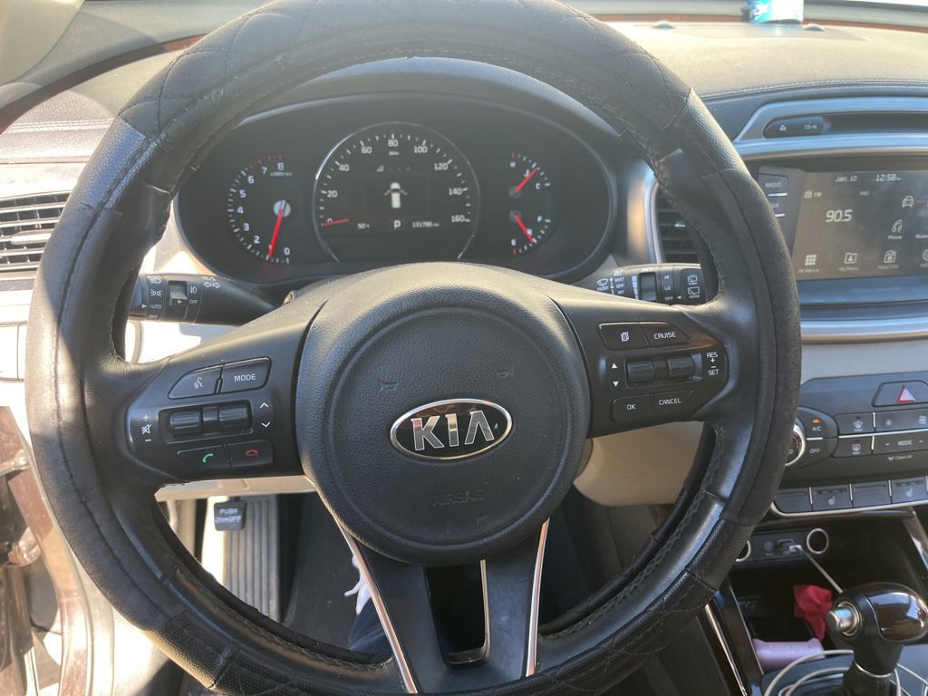 Used 2017 Kia Sorento EX image 6