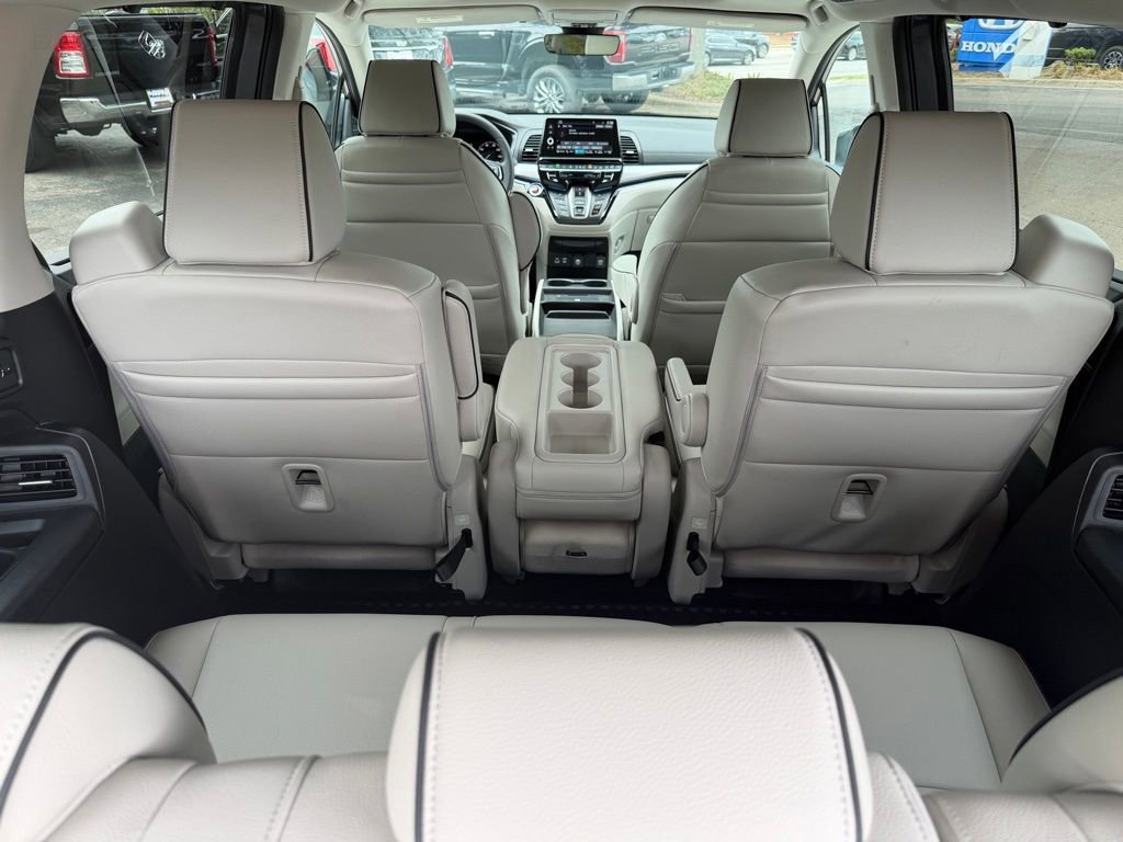 Certified 2026 Honda Odyssey Touring image 8