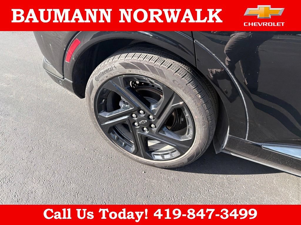 Used 2024 Chevrolet Equinox EV RS w/ Active Safety Package 3 FWD image 18