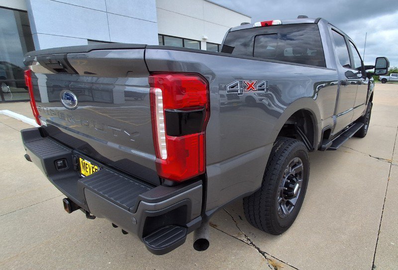 Used 2024 Ford F250 XL w/ STX Appearance Package AWD/4WD image 8