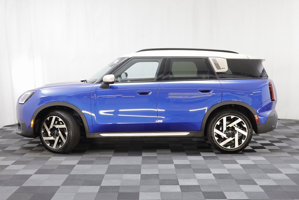 Certified 2025 MINI Cooper Countryman S w/ Comfort Package Max image 4