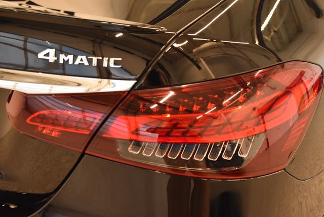 Used 2022 Mercedes-Benz E 450 4MATIC Sedan image 12