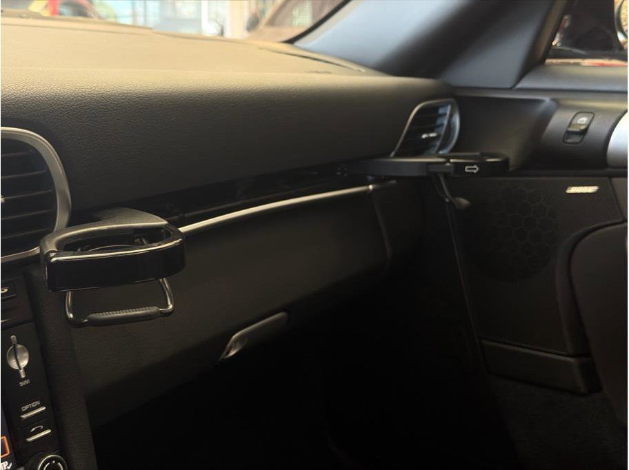 Used 2010 Porsche 911 Carrera 4S image 31