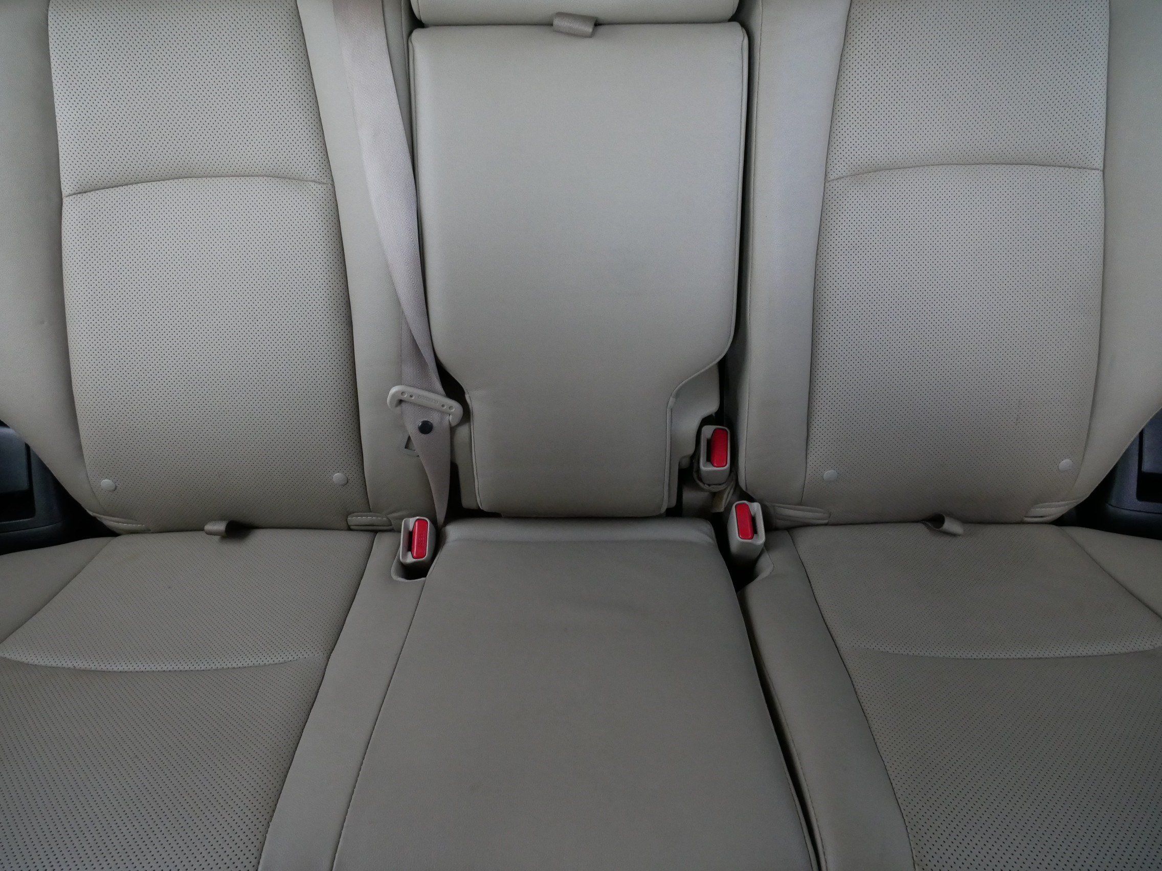 Used 2021 Toyota 4Runner Limited AWD/4WD image 13