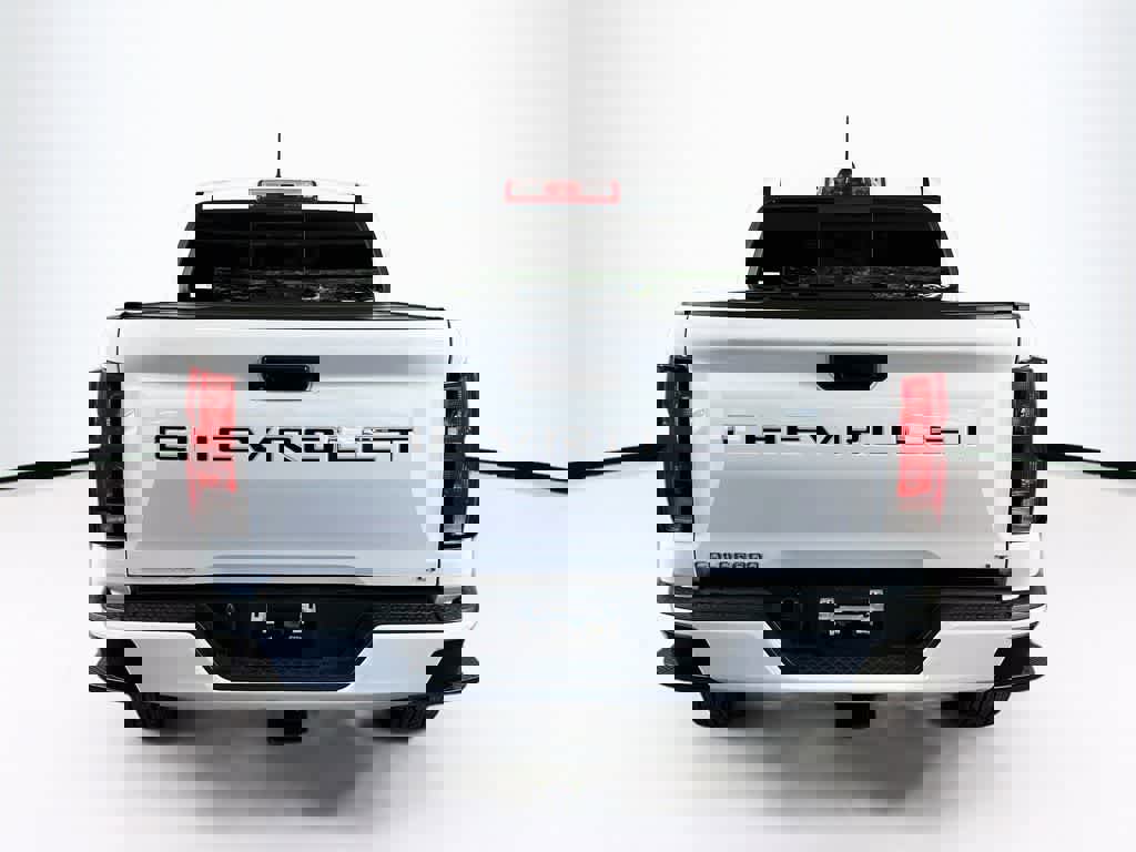 Used 2023 Chevrolet Colorado LT w/ LT Convenience Package image 5