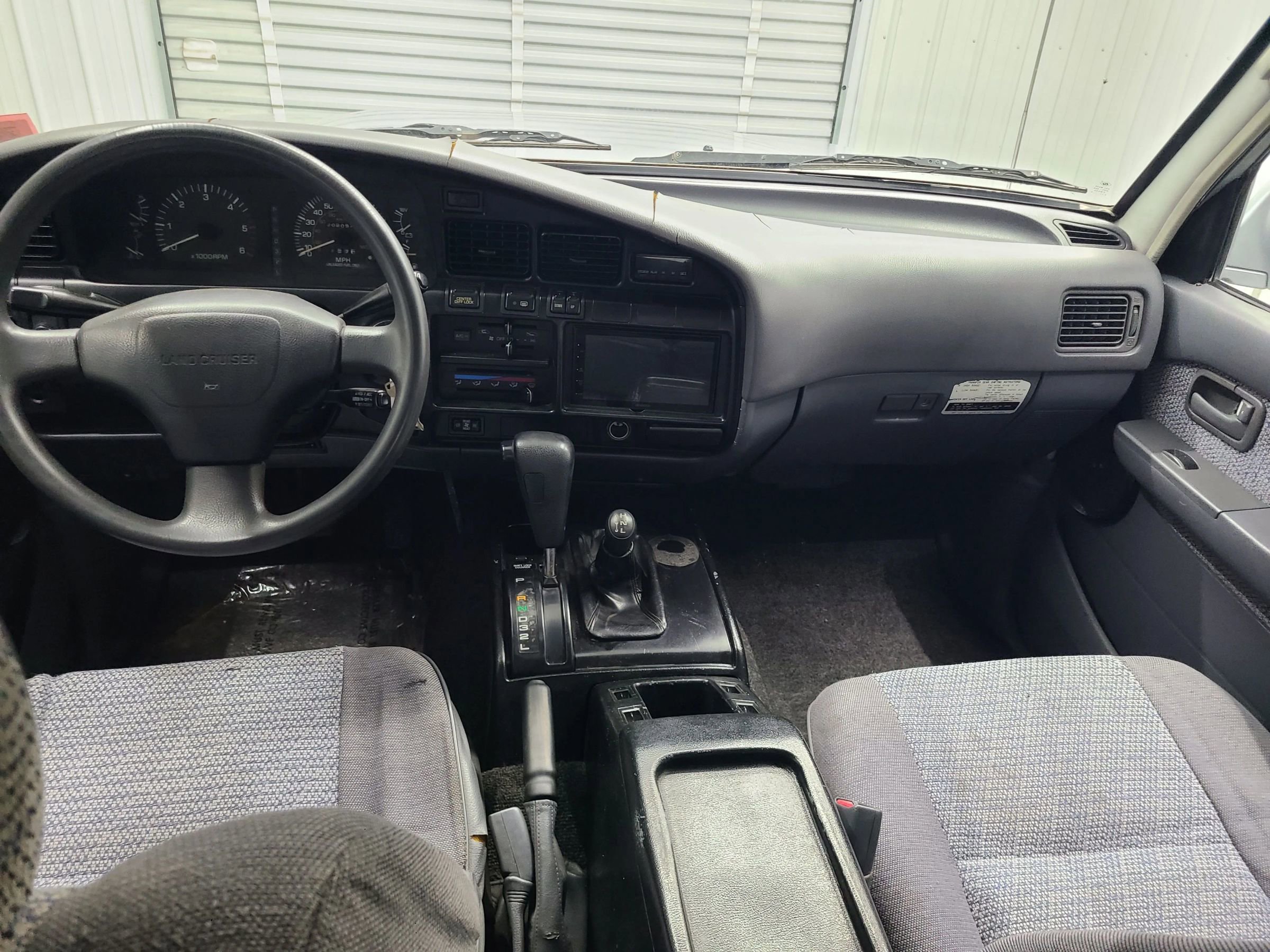 Used 1991 Toyota Land Cruiser 4D SUV image 2