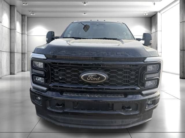 Used 2026 Ford F350 Lariat w/ Black Appearance Package AWD/4WD image 3