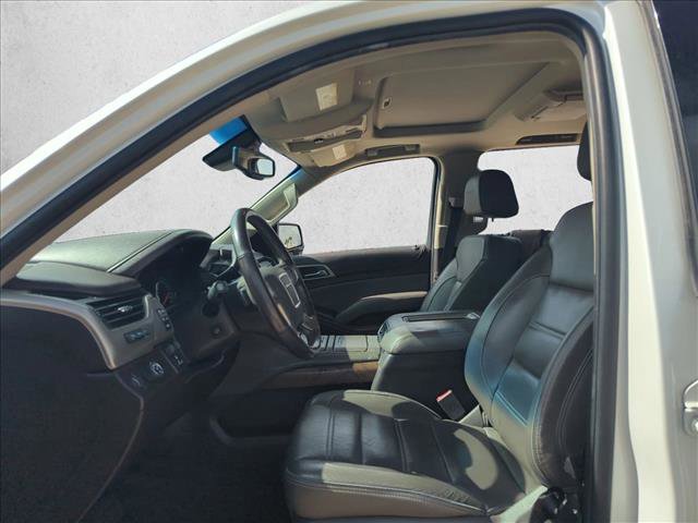 Used 2019 GMC Yukon XL Denali w/ Denali Ultimate Package RWD image 14
