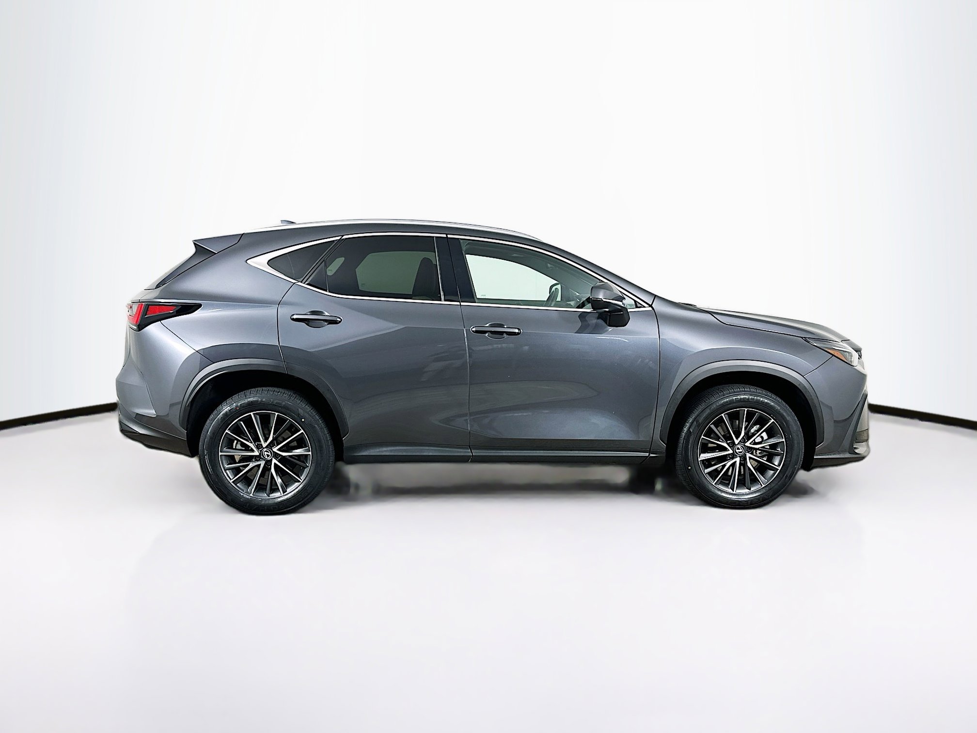 Used 2024 Lexus NX 350 AWD image 10