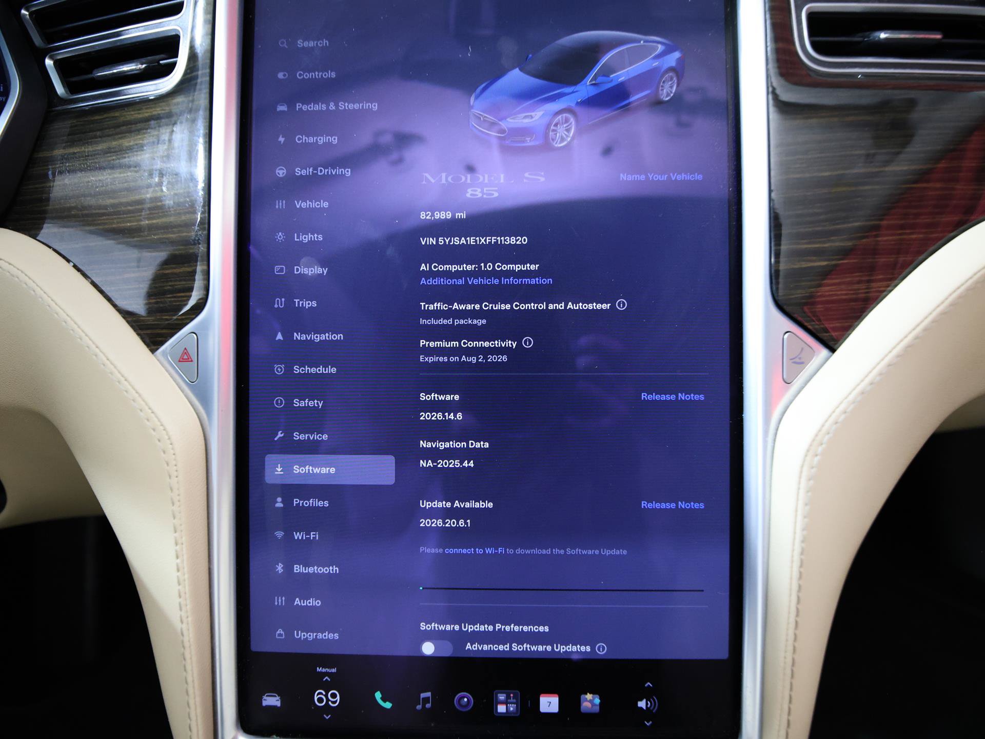 Used 2015 Tesla Model S 85 RWD image 18