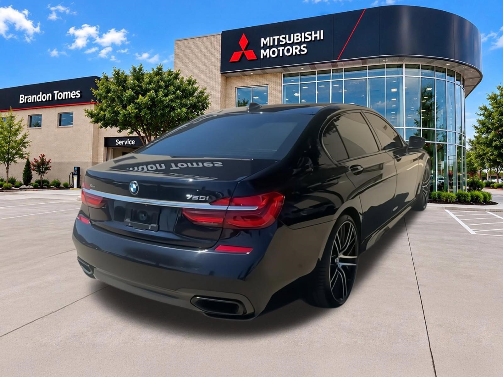 Used 2018 BMW 750i xDrive AWD/4WD image 8