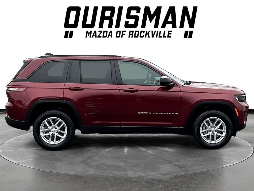 Used 2024 Jeep Grand Cherokee Laredo X image 7