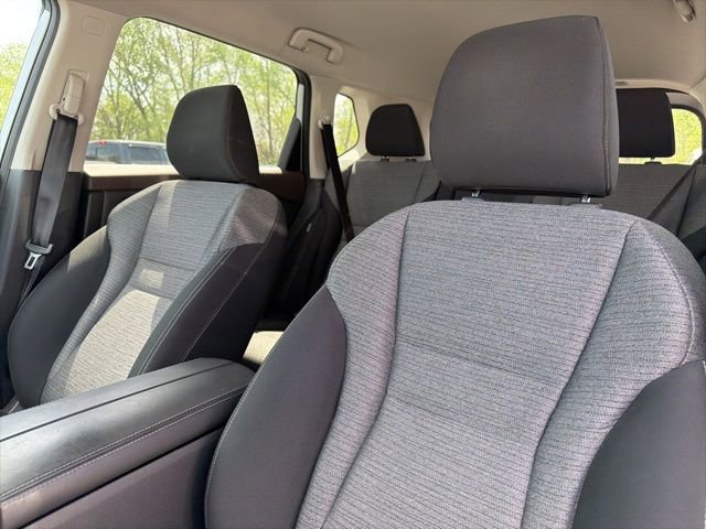 Used 2021 Nissan Rogue SV AWD/4WD image 11