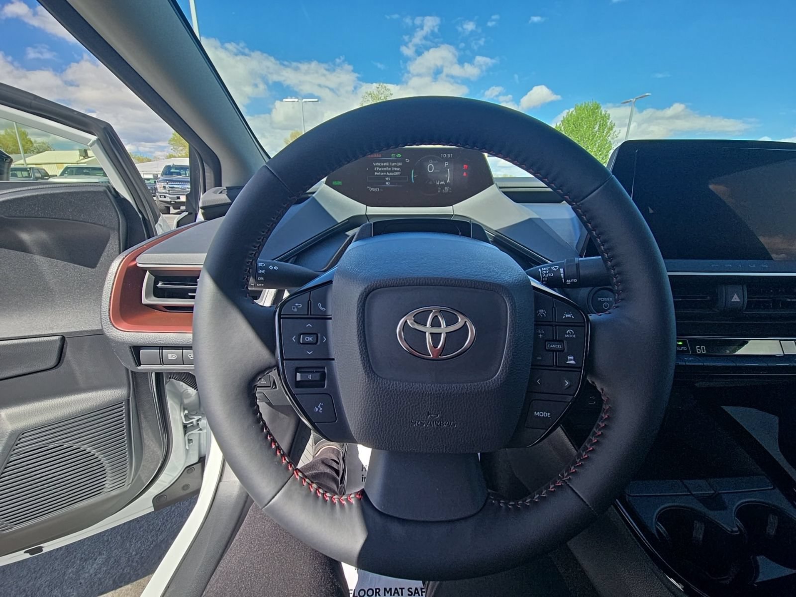 New 2025 Toyota Prius Plug-In Hybrid FWD image 12