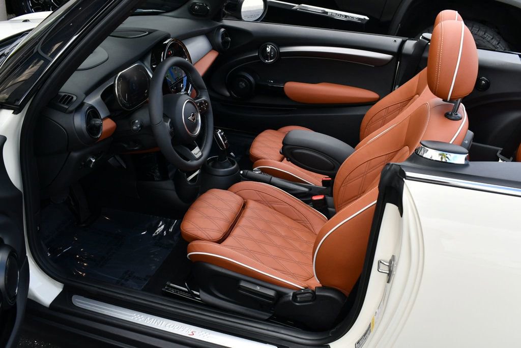 Used 2023 MINI Cooper S image 14