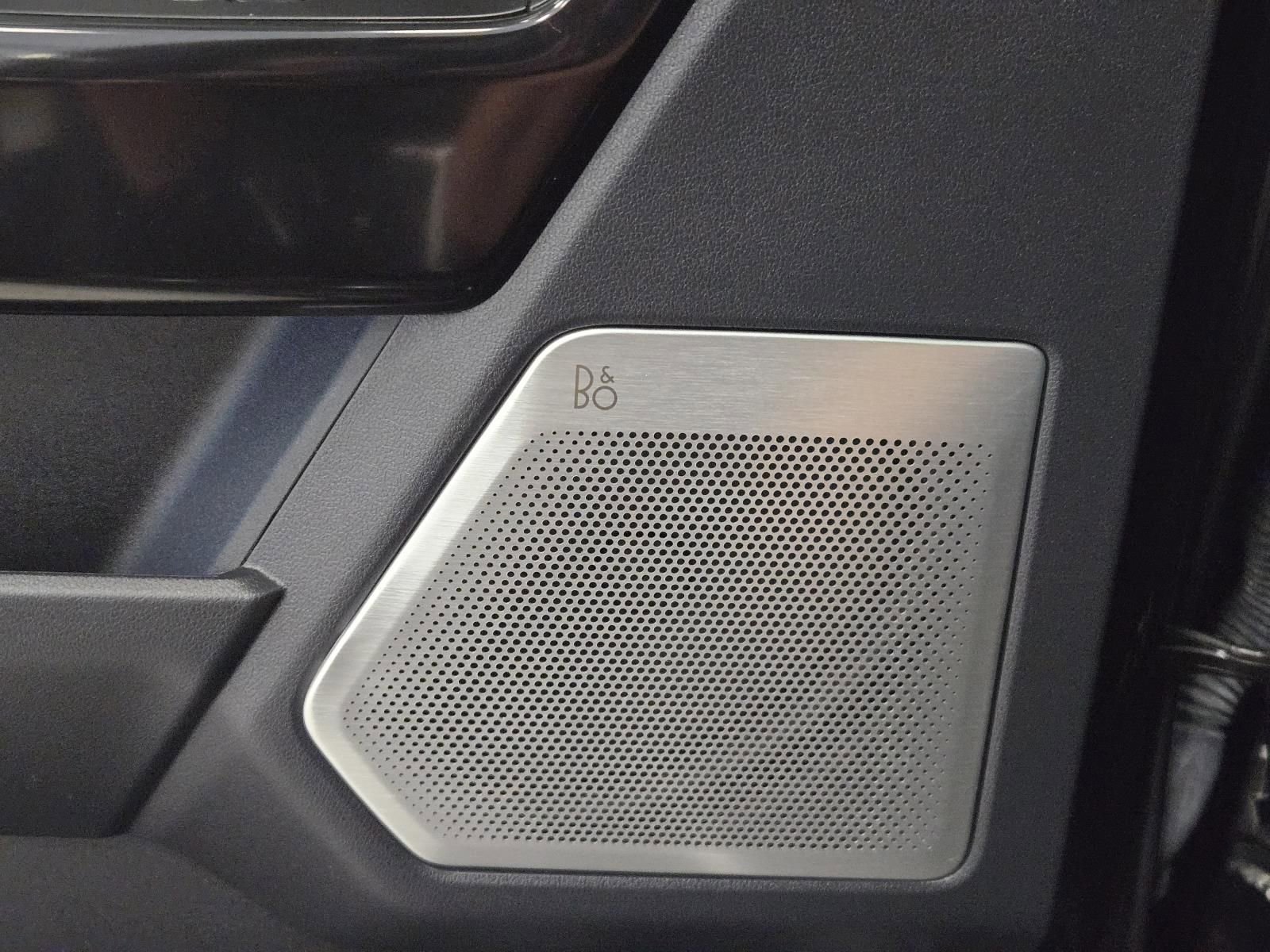 Used 2024 Ford F150 Raptor w/ Equipment Group 803A Raptor R AWD/4WD image 23