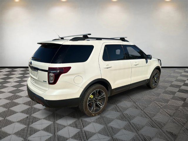 Used 2015 Ford Explorer Sport w/ Equipment Group 401A AWD/4WD image 6