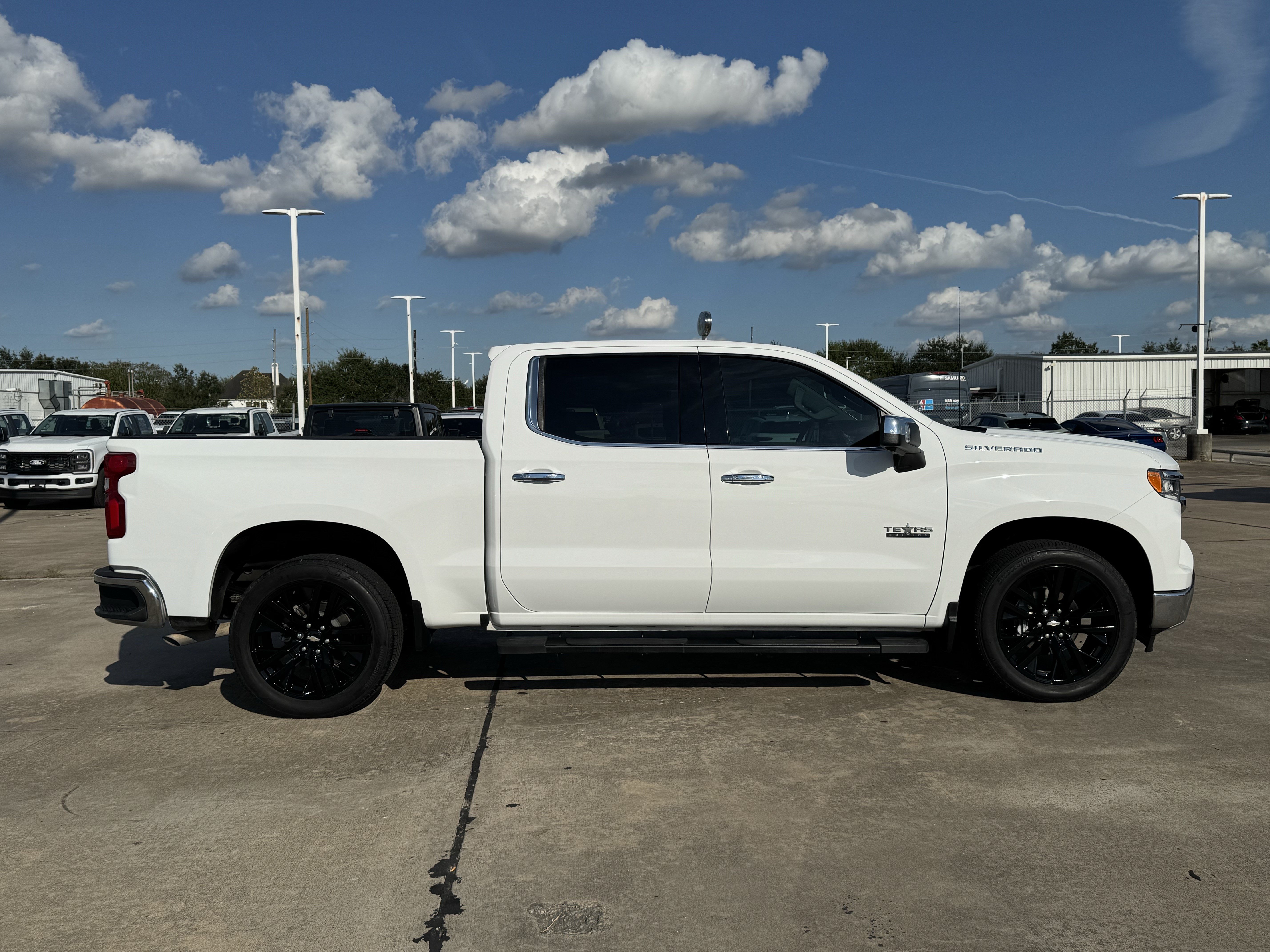 Used 2024 Chevrolet Silverado 1500 LTZ w/ LTZ Premium Texas Edition RWD image 6