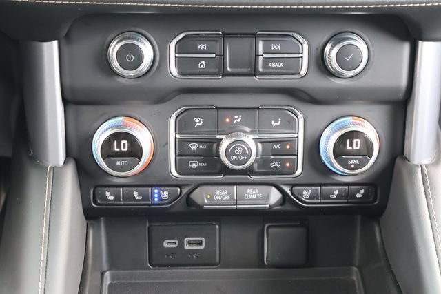 Used 2023 GMC Yukon SLT w/ SLT Premium Package AWD/4WD image 21