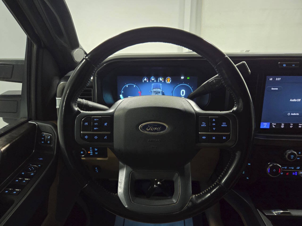 Used 2023 Ford F250 Lariat w/ Chrome Package AWD/4WD image 12