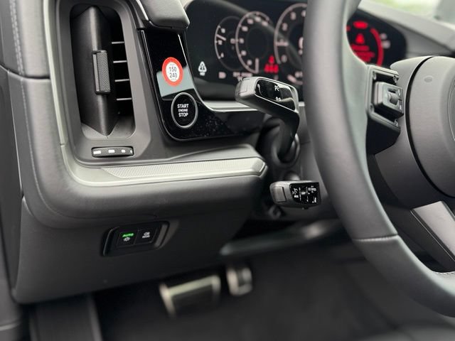 New 2026 Porsche Cayenne Coupe AWD/4WD image 17