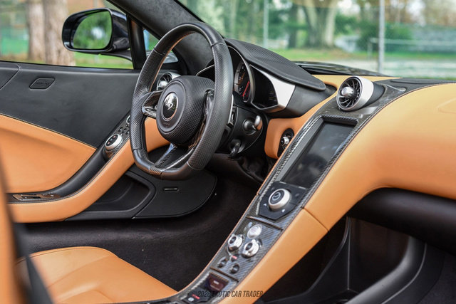 Used 2013 McLaren MP4-12C Spider image 38