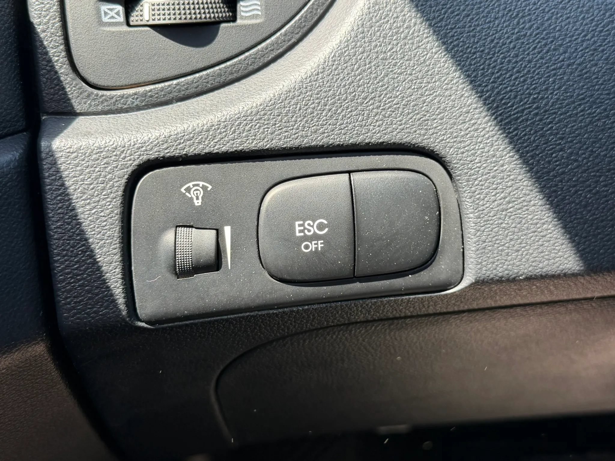 Used 2010 Kia Sportage LX FWD image 21