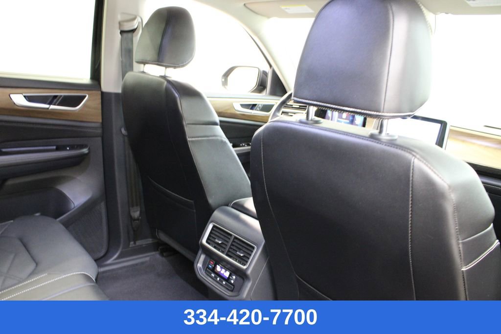 Certified 2025 Volkswagen Atlas SE image 19