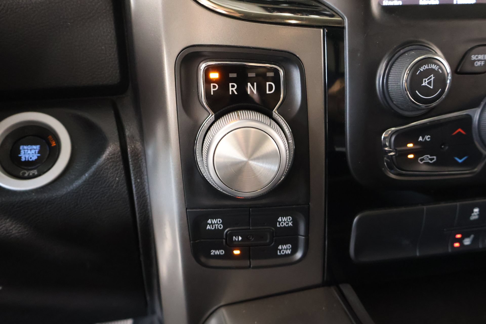 Used 2018 RAM 1500 Sport w/ Convenience Group AWD/4WD image 9