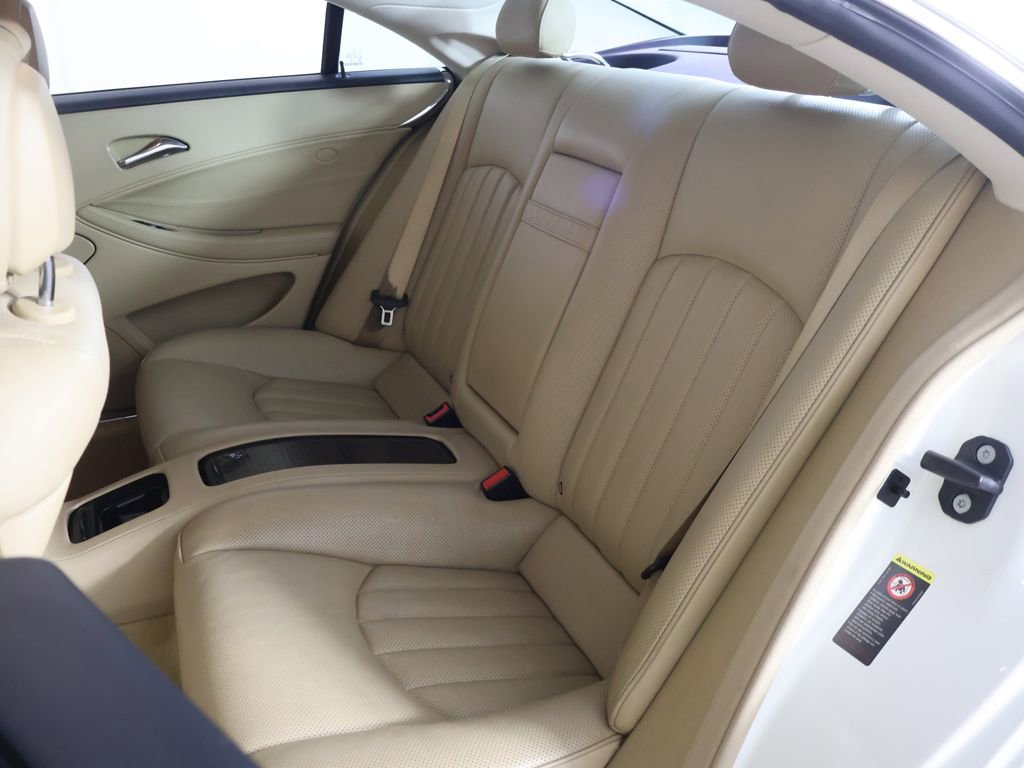 Used 2007 Mercedes-Benz CLS 550 image 31