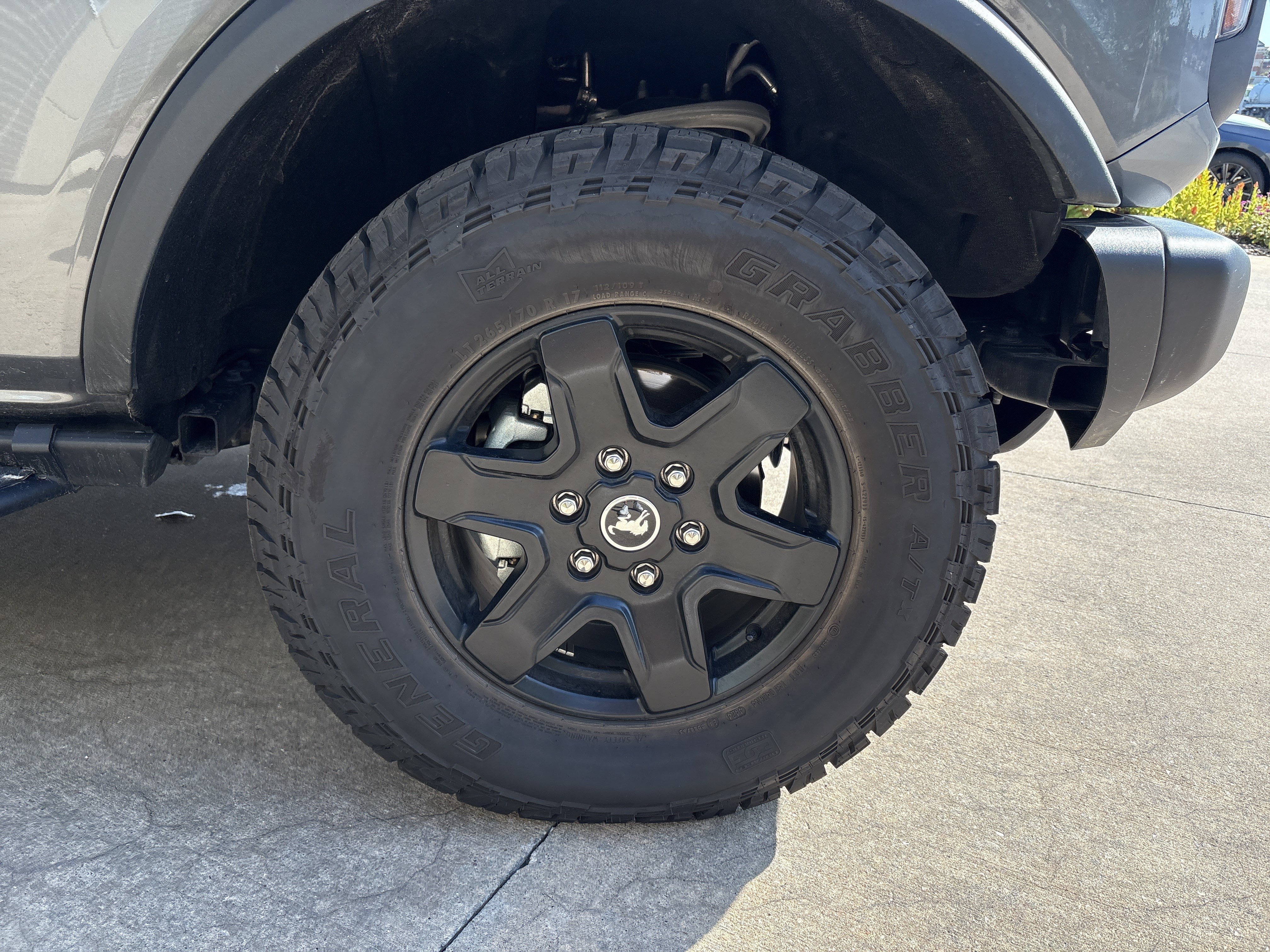 Used 2024 Ford Bronco Black Diamond AWD/4WD image 13